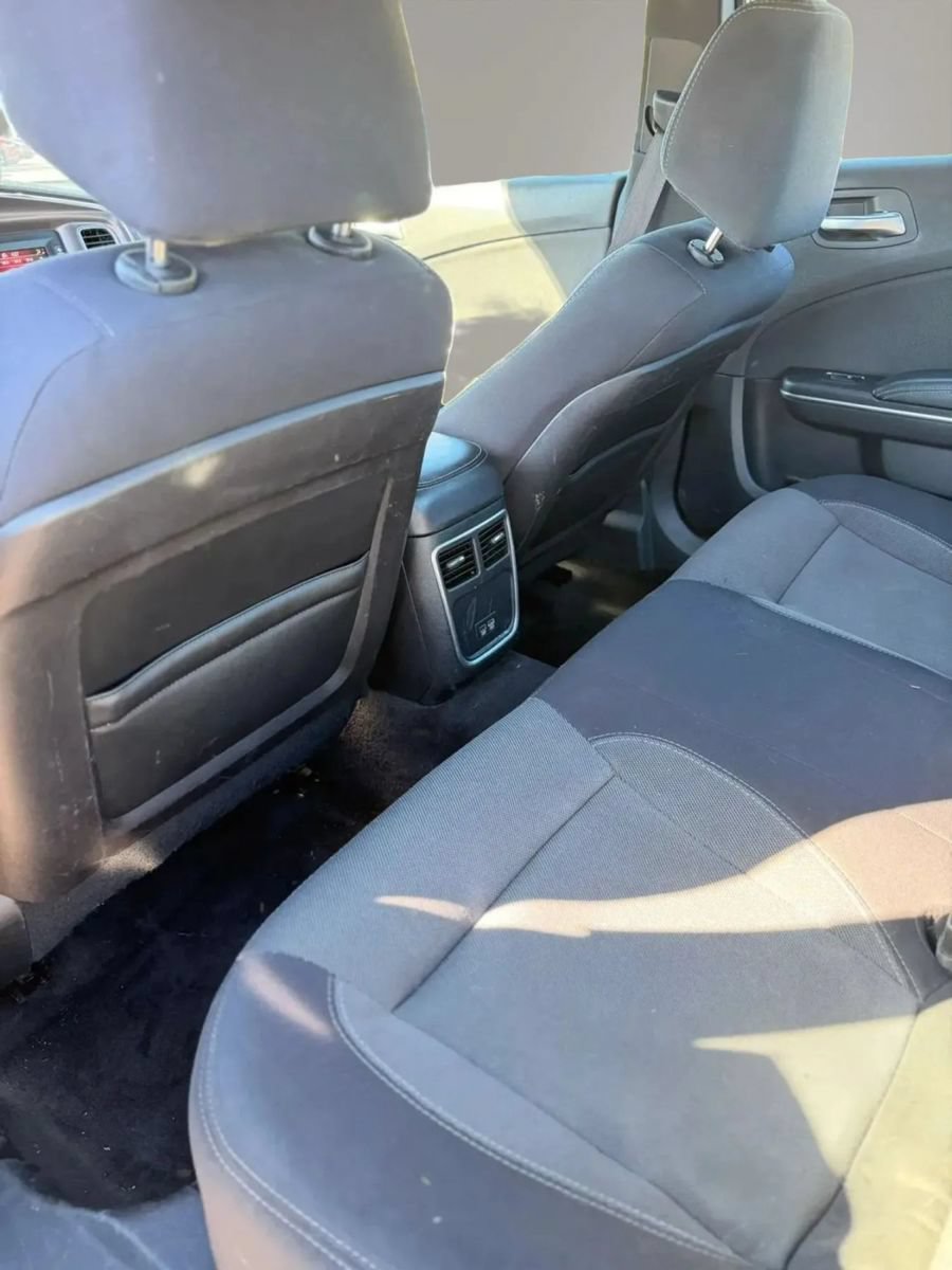 Used 2015 Dodge Charger SE w/ Popular Equipment Group RWD image 18
