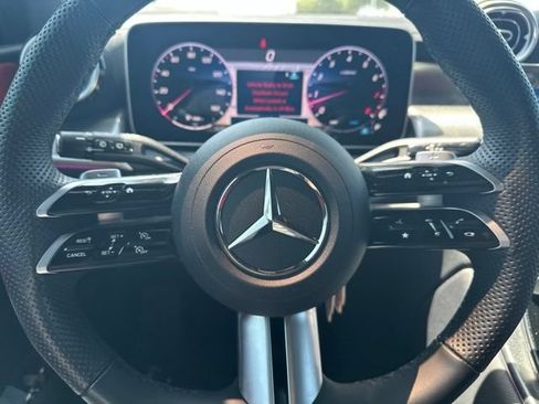 Used 2026 Mercedes-Benz GLC 300 image 9