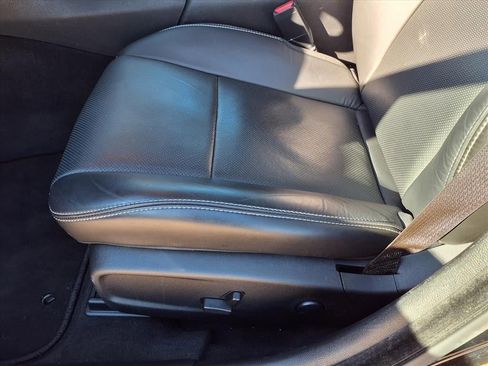 Certified 2023 Chrysler 300 S w/ Comfort Group image 27