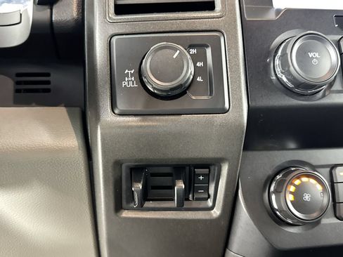Used 2022 Ford F250 XL w/ STX Appearance Package AWD/4WD image 20