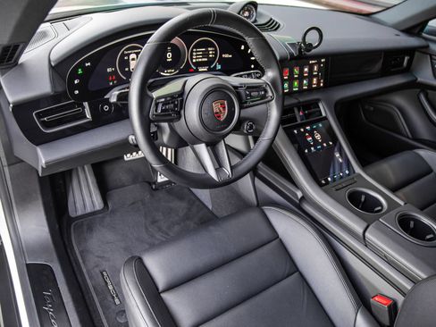 Certified 2025 Porsche Taycan 4S AWD/4WD image 4