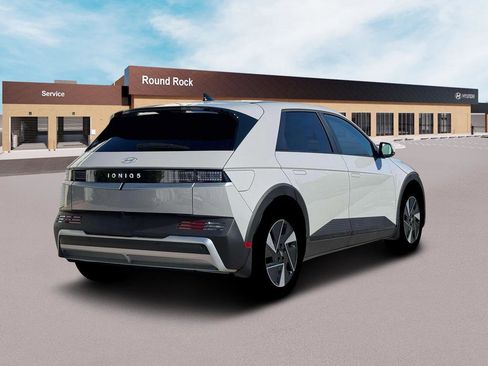 New 2026 Hyundai Ioniq 5 SEL RWD image 7