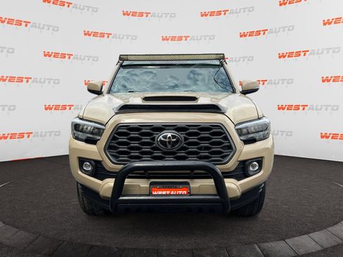 Used 2020 Toyota Tacoma TRD Sport image 8