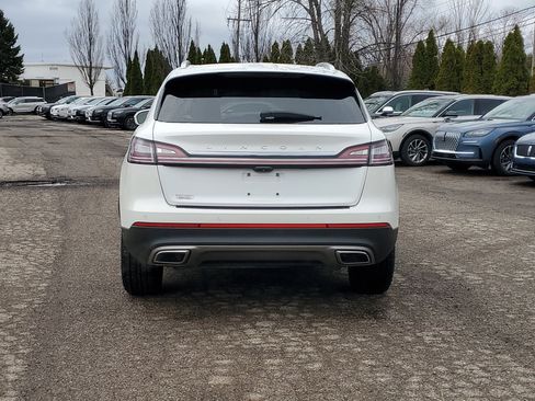 Certified 2023 Lincoln Nautilus Reserve w/ Equipment Group 201A AWD/4WD image 5