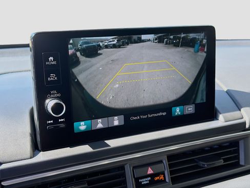 Used 2025 Honda Pilot EX-L image 13