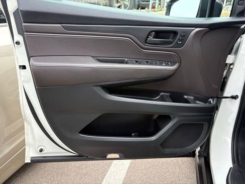 Used 2018 Honda Odyssey EX-L image 15