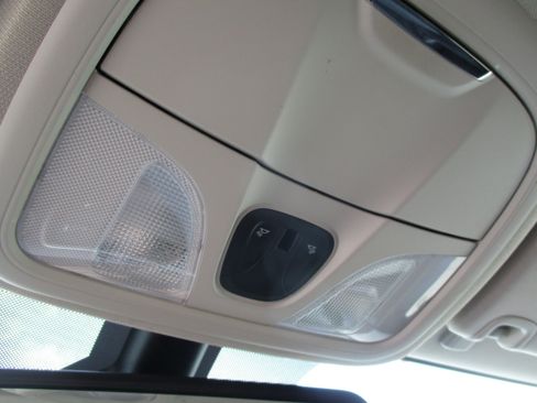Used 2018 Jeep Cherokee Latitude FWD image 25