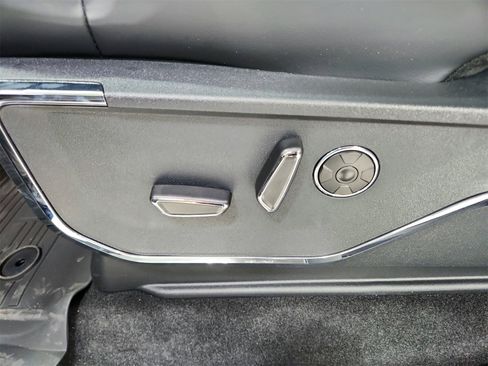 New 2025 Ford F150 Platinum w/ Equipment Group 702A High image 20