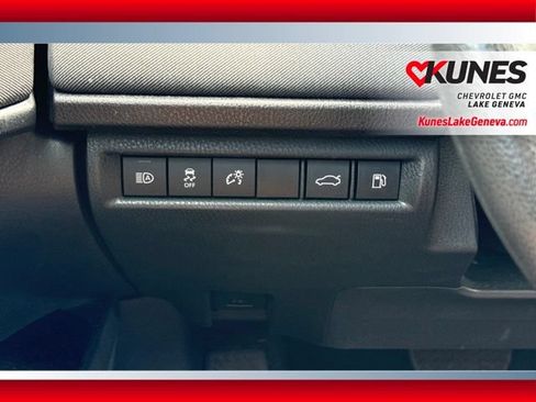 Used 2025 Toyota Camry LE FWD image 29