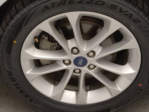 Used 2019 Ford Fusion SE image 31