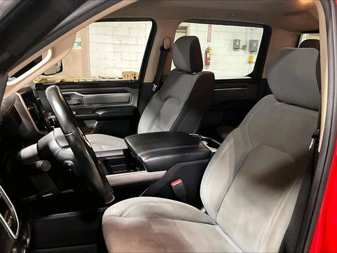 Used 2019 RAM 1500 Big Horn AWD/4WD image 8