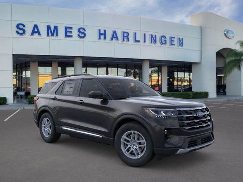 New 2025 Ford Explorer Active w/ Active Comfort Package image 7