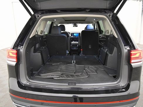 Used 2025 Volkswagen Atlas SEL image 7