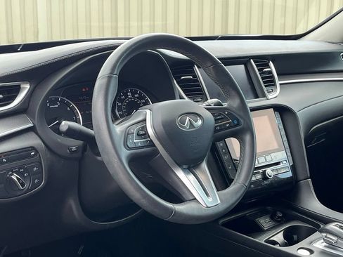 Used 2023 INFINITI QX50 Luxe AWD/4WD image 19