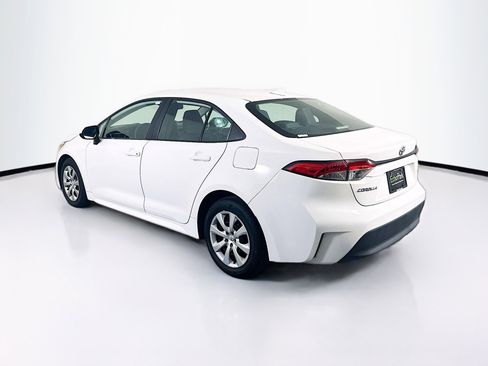 Used 2024 Toyota Corolla LE image 5
