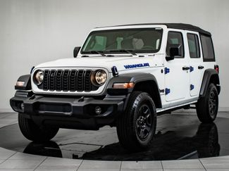Used 2025 Jeep Wrangler Sport video 1