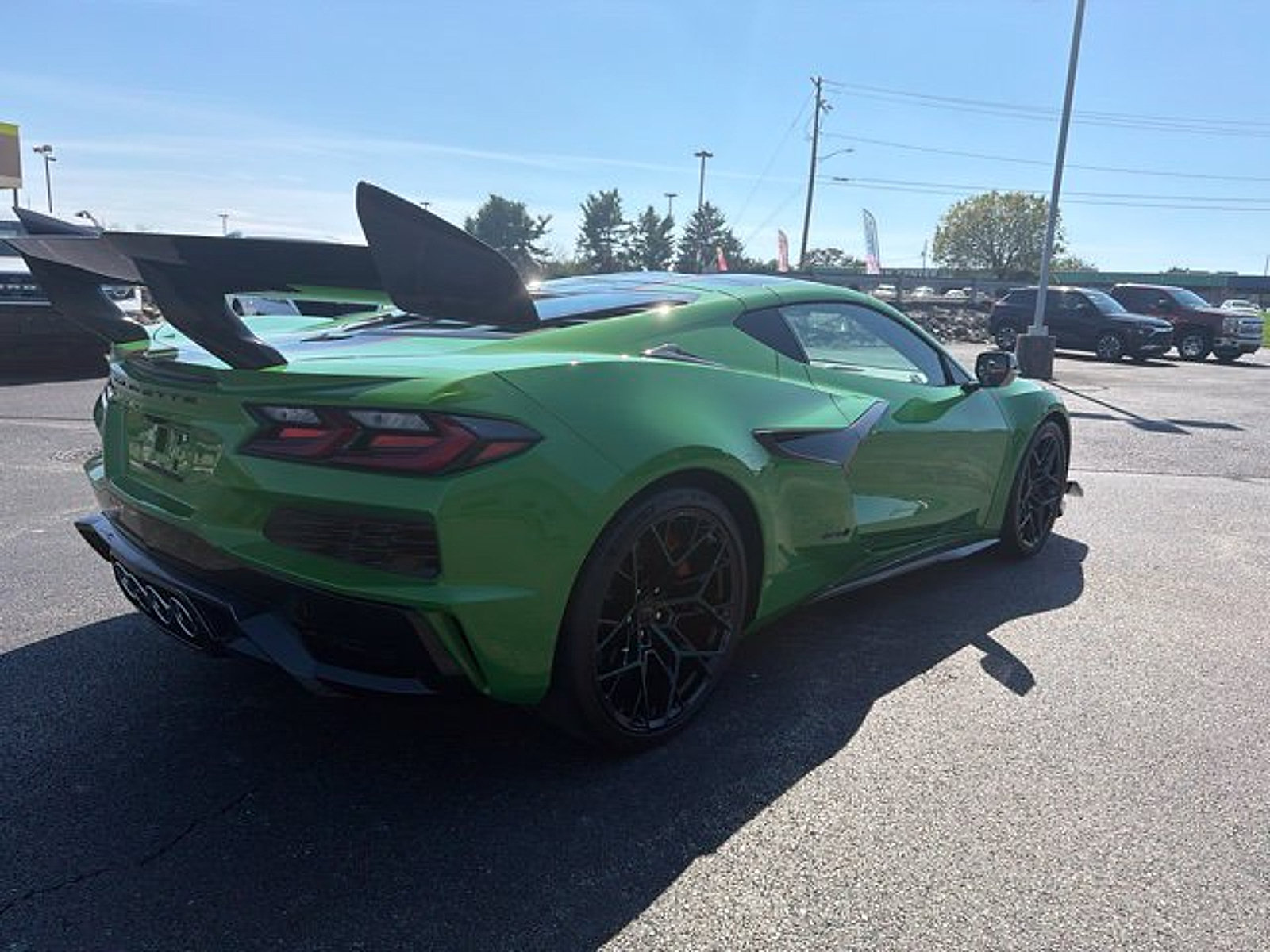 Used 2026 Chevrolet Corvette ZR1 w/ ZR1 Carbon Fiber Aero Package RWD image 9