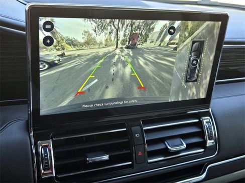 Used 2022 Lincoln Navigator L Black Label image 19