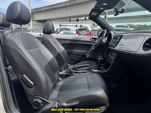 Used 2013 Volkswagen Beetle 2.5 FWD image 20