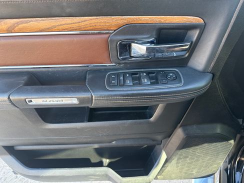 Used 2013 RAM 1500 Laramie Longhorn w/ Convenience Group AWD/4WD image 11
