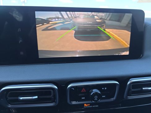 New 2026 Nissan Sentra SR FWD image 14
