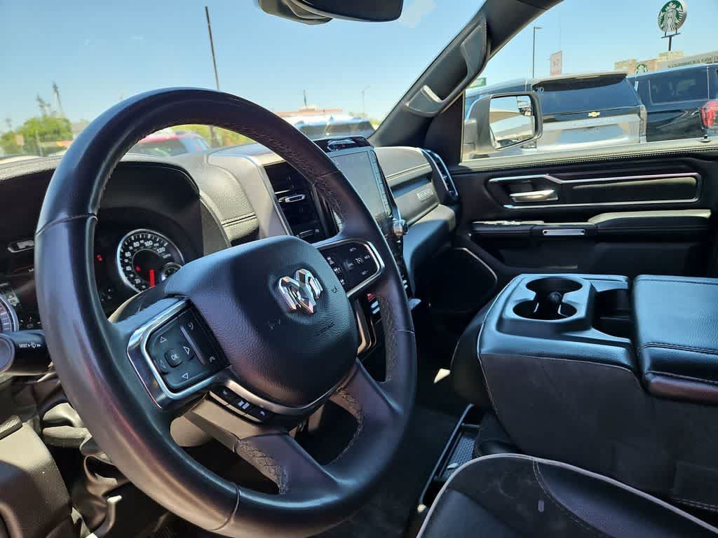 Used 2025 RAM 1500 Laramie AWD/4WD image 10