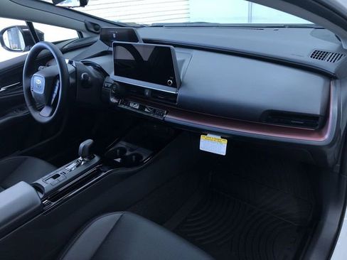 New 2026 Toyota Prius XSE Premium image 15