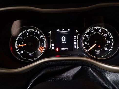 Used 2014 Jeep Cherokee Latitude w/ Cold Weather Group image 22