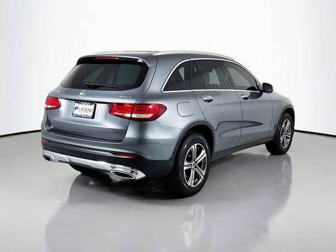 Used 2017 Mercedes-Benz GLC 300 4MATIC image 5