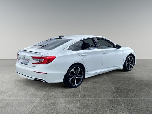 Used 2022 Honda Accord Sport image 5