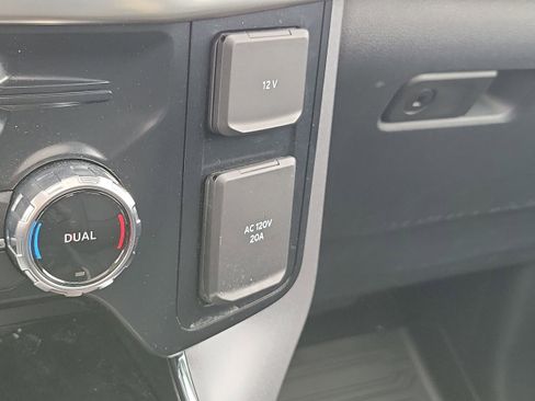 Used 2023 Ford F150 Lariat w/ Equipment Group 502A High image 31