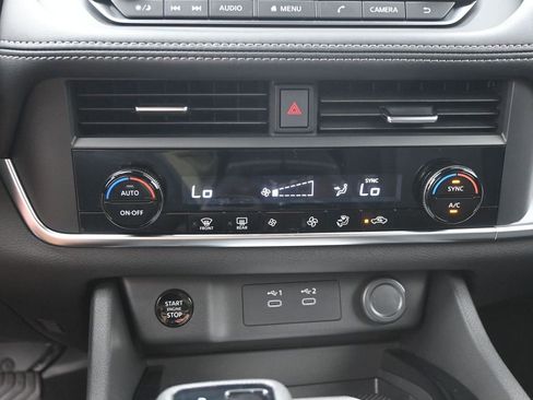 New 2026 Nissan Rogue SV image 12