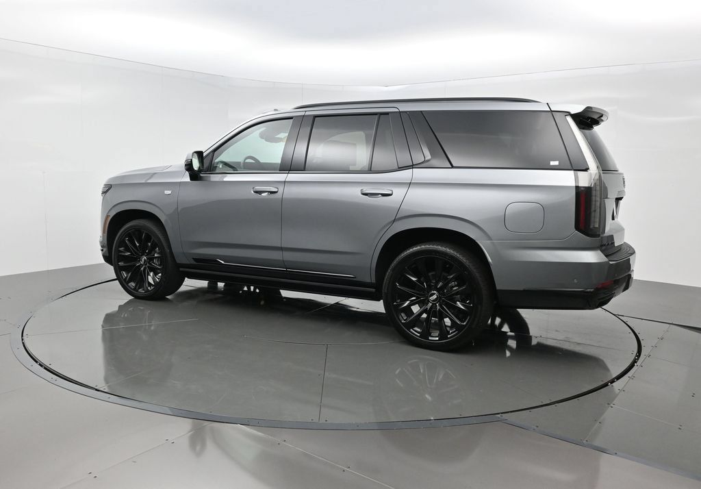 Used 2026 Cadillac Escalade Platinum Sport w/ LPO, ONYX Package AWD/4WD image 3