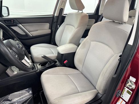 Used 2017 Subaru Forester 2.5i image 13