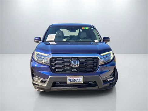 Used 2023 Honda Passport EX-L image 2