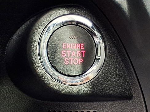 New 2025 Subaru Forester Limited image 9