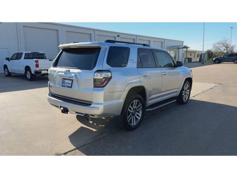 Used 2022 Toyota 4Runner TRD Sport image 8