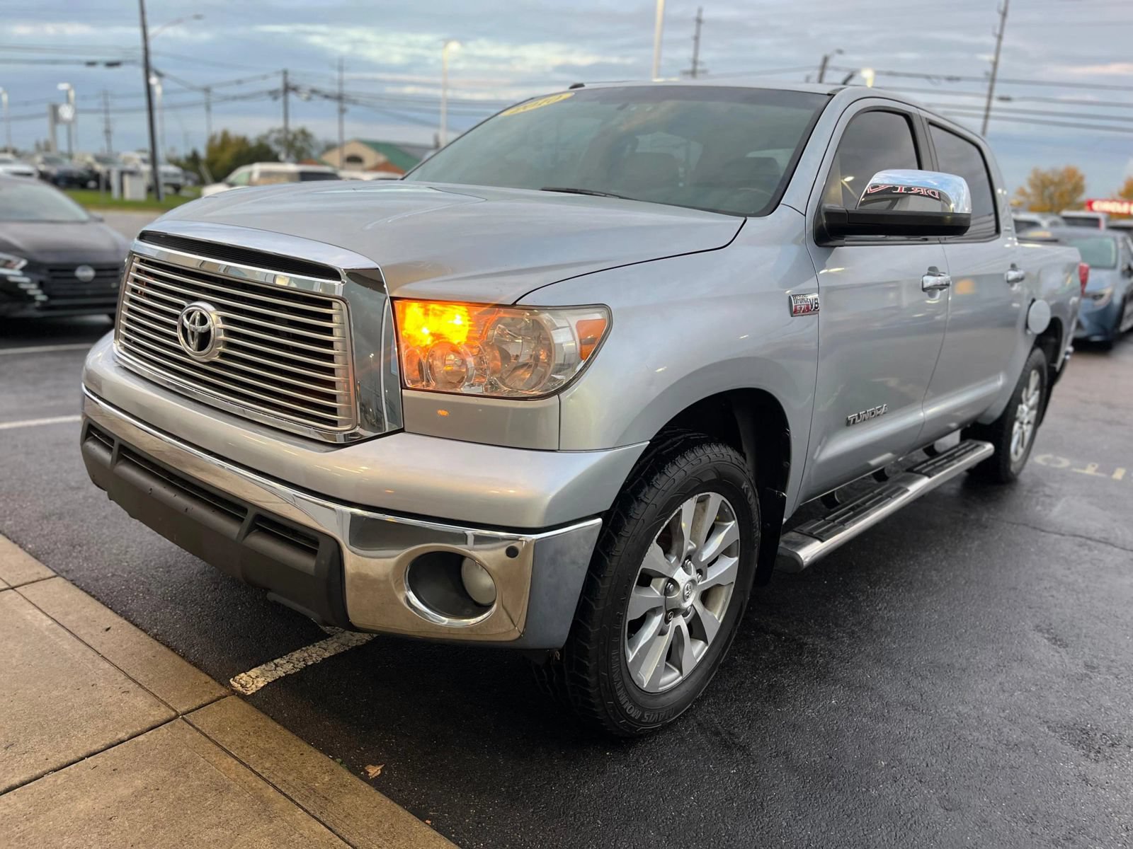 Used 2010 Toyota Tundra Limited w/ Platinum Pkg AWD/4WD image 12