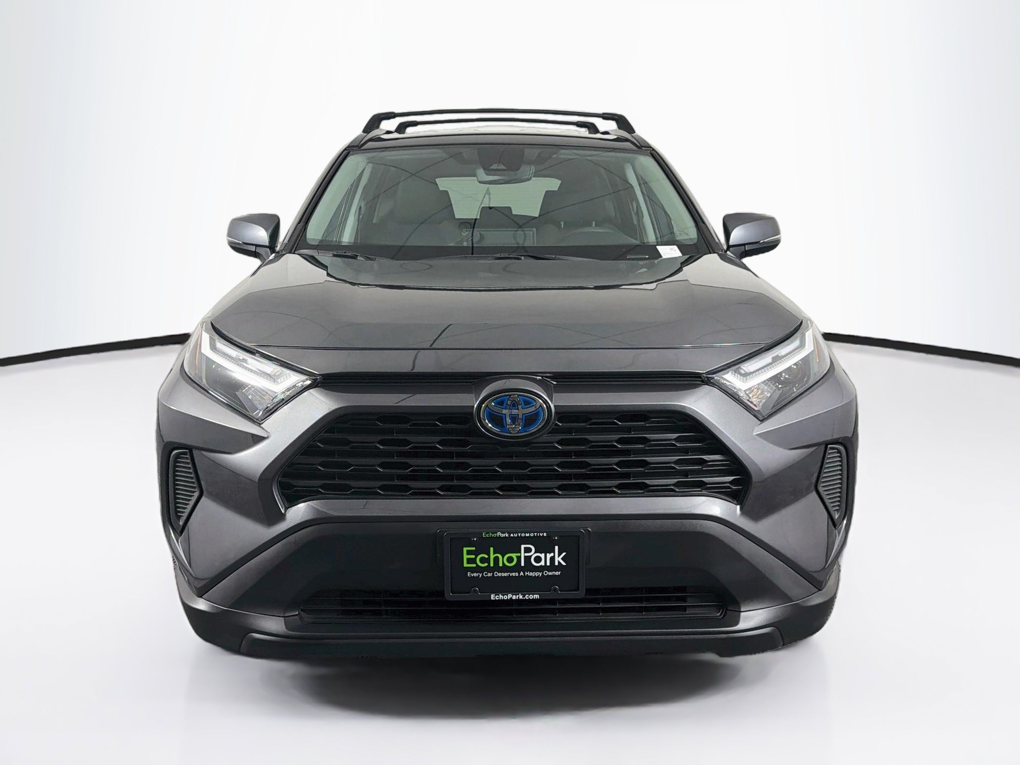 Used 2024 Toyota RAV4 LE AWD/4WD image 2