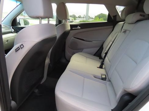 Used 2019 Hyundai Tucson Value FWD image 31