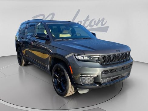 Used 2025 Jeep Grand Cherokee L Limited w/ Luxury Tech Group II AWD/4WD image 2