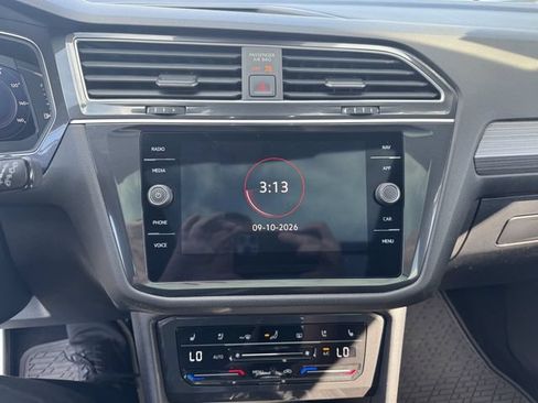 Used 2024 Volkswagen Tiguan SEL R-Line AWD/4WD image 19