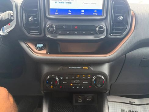 Used 2023 Ford Bronco Sport Outer Banks AWD/4WD image 15