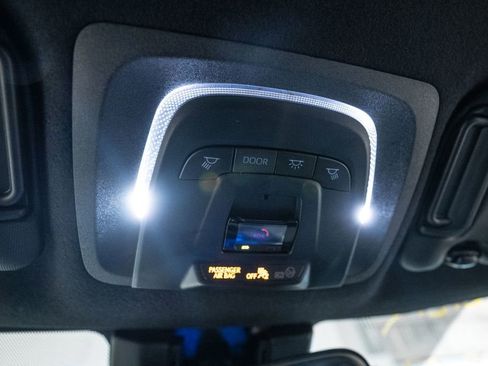 Used 2023 Toyota Corolla SE w/ Carpet Mat Package (TMS) image 26