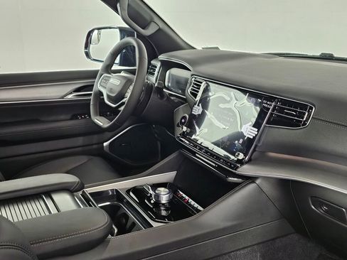 New 2026 Jeep Grand Wagoneer Limited image 42