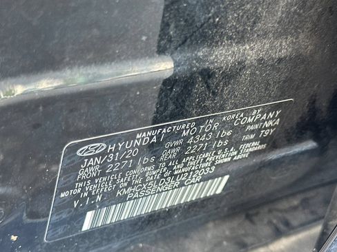 Used 2020 Hyundai Ioniq Limited FWD image 55