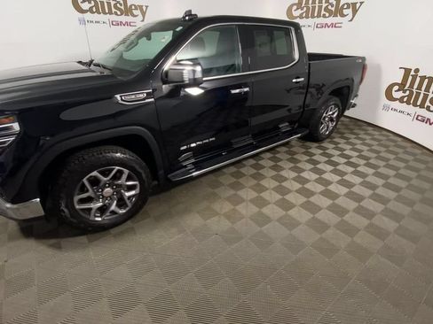 Certified 2023 GMC Sierra 1500 SLT w/ SLT Premium Plus Package AWD/4WD image 4