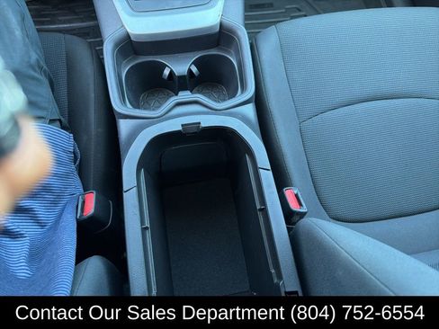 Used 2021 Toyota RAV4 LE image 25