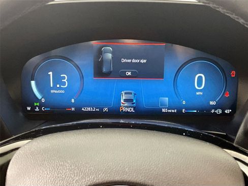 Used 2024 Ford Escape Platinum image 19