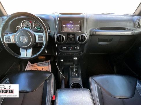Used 2018 Jeep Wrangler Unlimited Sport image 15